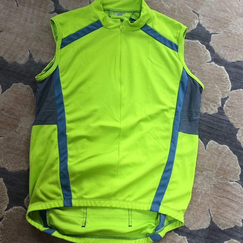 Trek Men’s X-Large Neon sleeveless biking top.